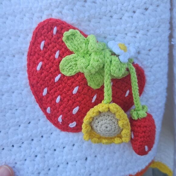 🍓 Alice + Olivia Crochet Fruit Cardigan - Size M 🍓 - Picture 2 of 10